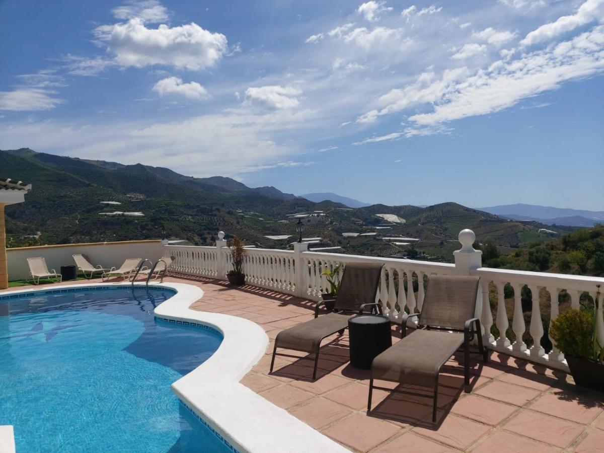 Villa Soraida Itrabo Екстер'єр фото